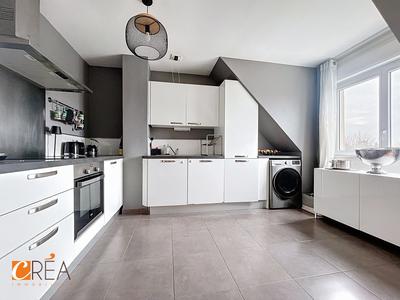 Appartement - 85 m² - 4 pièces