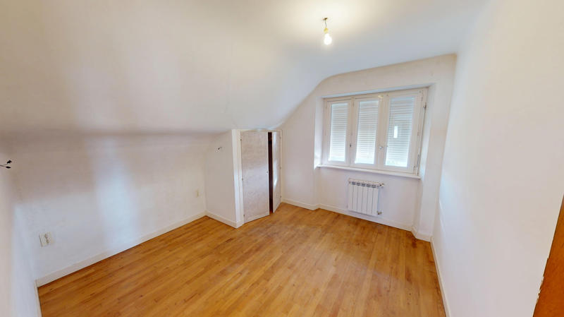 Maison - 160 m² - 7 pièces