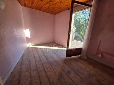 Maison - 64 m² - 4 pièces