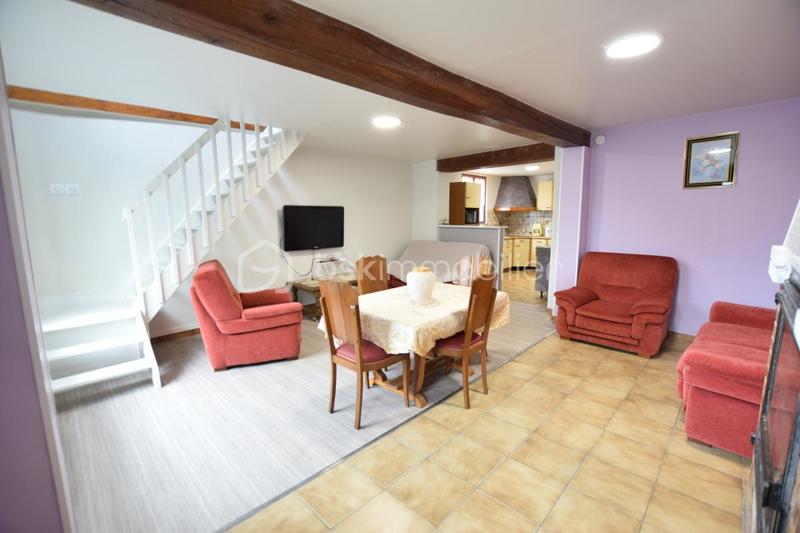 Maison - 210 m² - 8 pièces