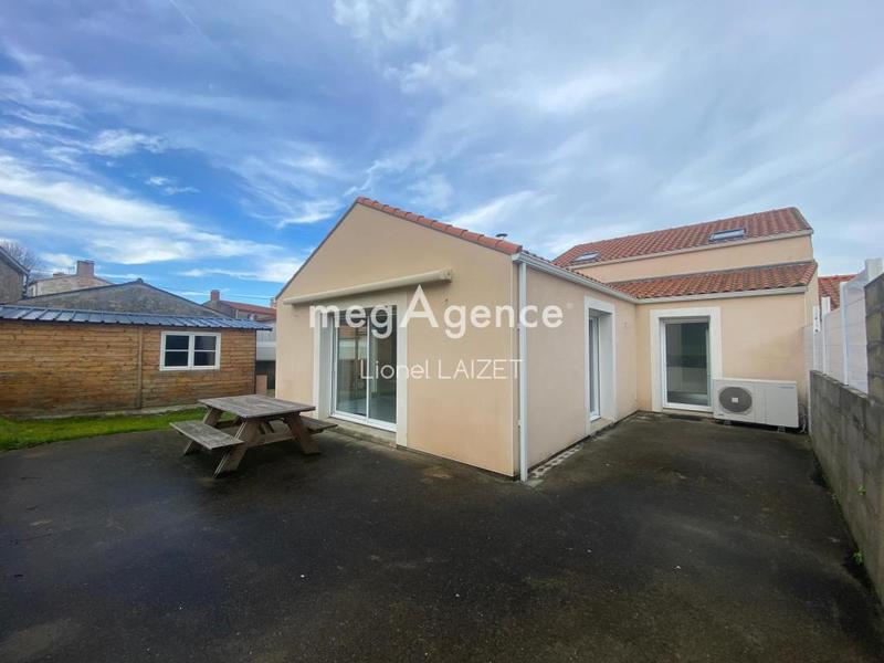 Maison traditionnelle - 114 m² - 5 pièces