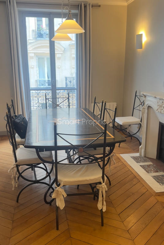 Appartement - 72 m² - 2 pièces