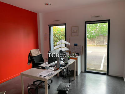 Bureau - 220 m²