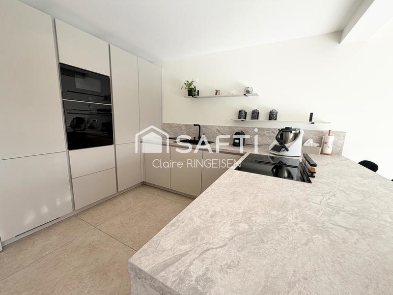 Maison - 136 m² - 5 pièces