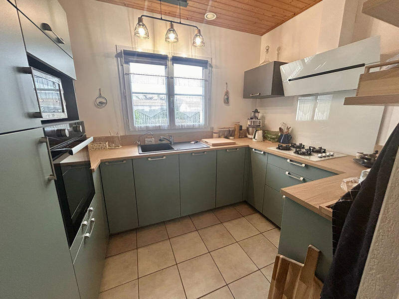 Maison - 95 m² - 4 pièces