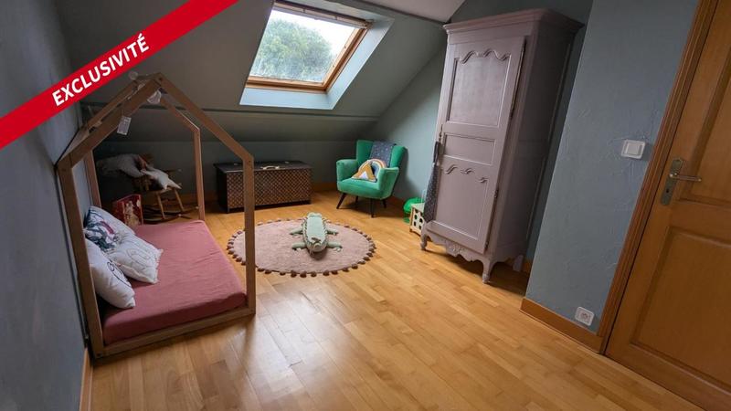 Maison - 174 m² - 8 pièces