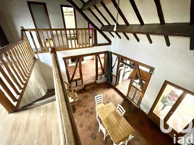 Maison - 180 m² - 7 pièces