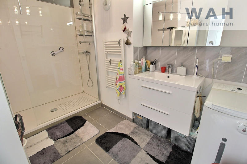 Appartement - 70 m² - 3 pièces