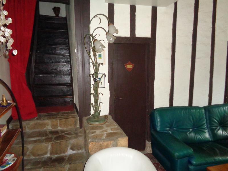 Maison - 265 m² - 10 pièces