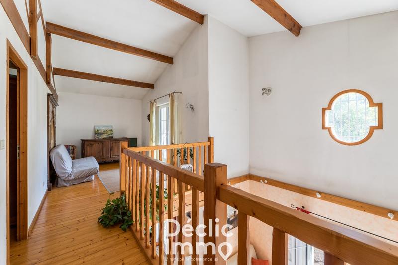 Maison - 171 m² - 6 pièces