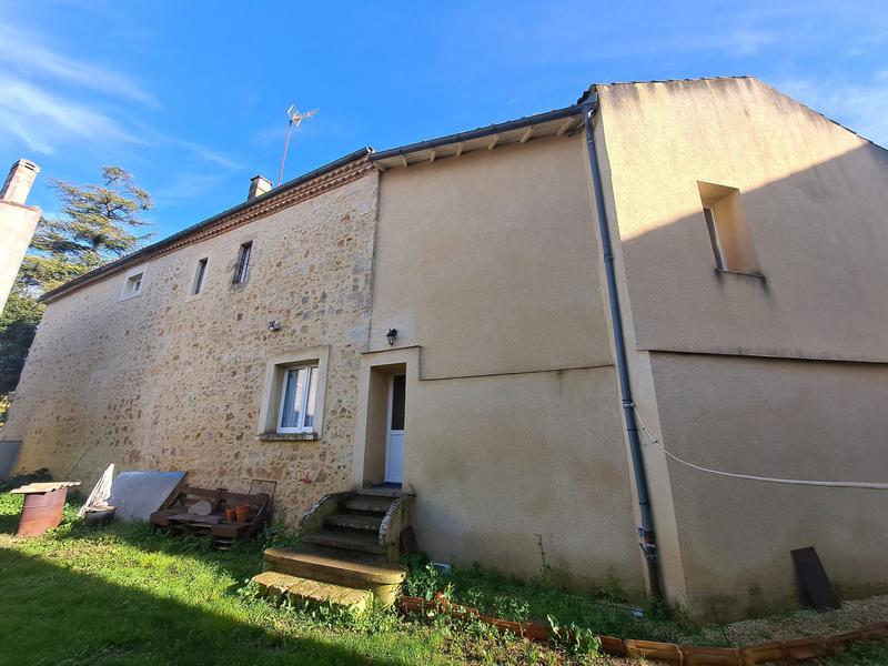 Maison - 265 m² - 7 pièces