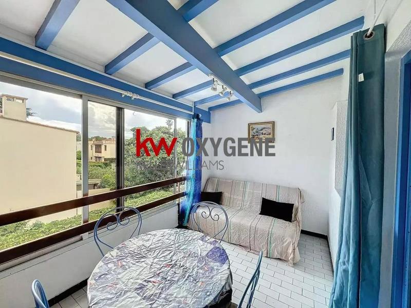 Studio - 30 m² - 2 pièces