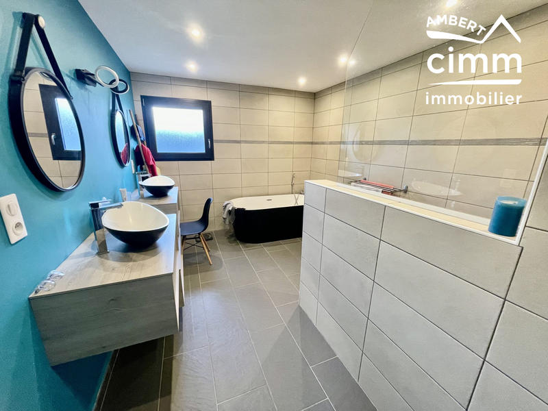 Maison - 165 m² - 7 pièces