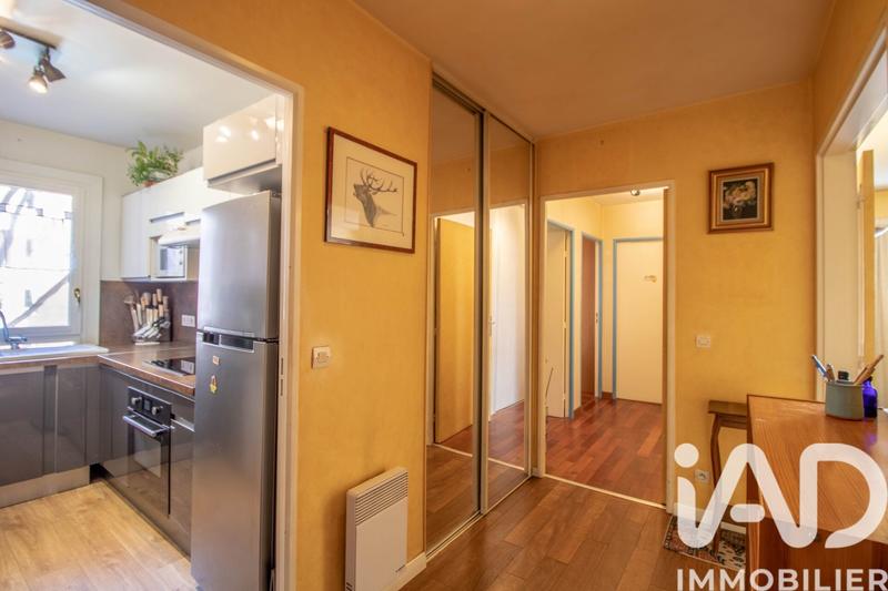 Appartement - 80 m² - 4 pièces