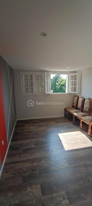 Demeure - 130 m² - 7 pièces