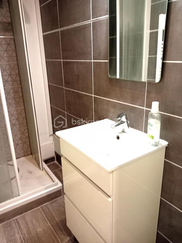 Immeuble - 232 m² - 13 pièces