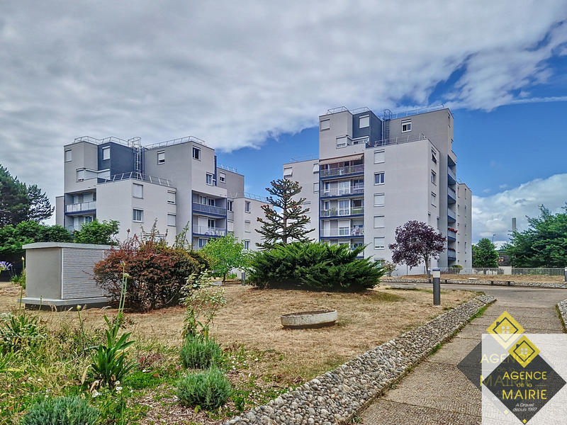 Appartement - 89 m² - 4 pièces