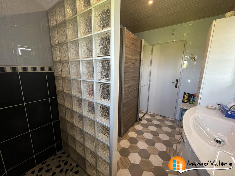 Villa - 280 m² - 10 pièces