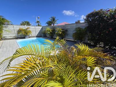 Maison - 98 m² - 4 pièces