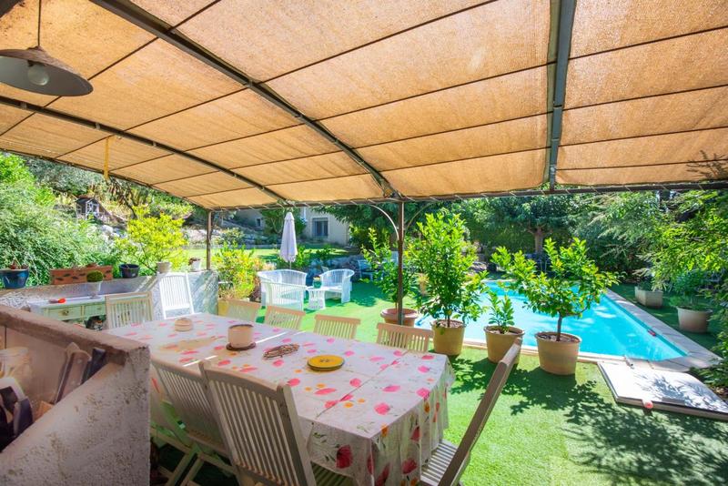 Maison - 255 m² - 10 pièces