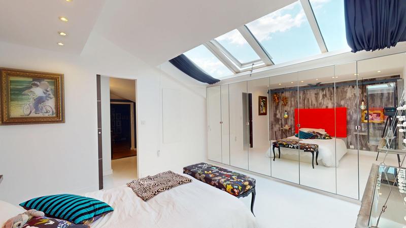 Maison contemporaine - 223 m² - 7 pièces