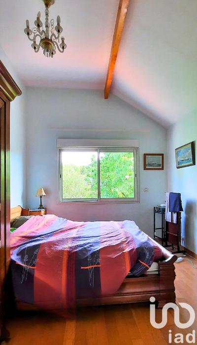 Maison - 180 m² - 7 pièces