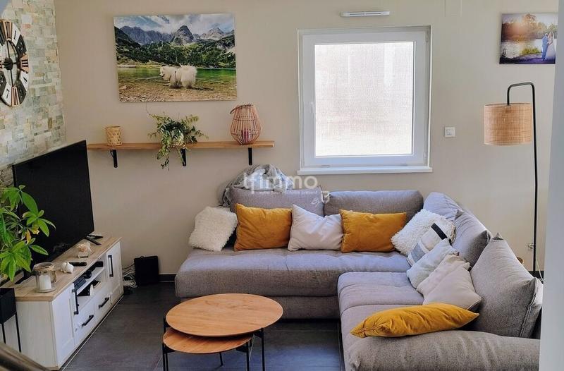 Maison - 102 m² - 5 pièces