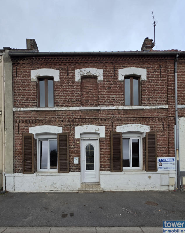 Maison - 96 m² - 6 pièces