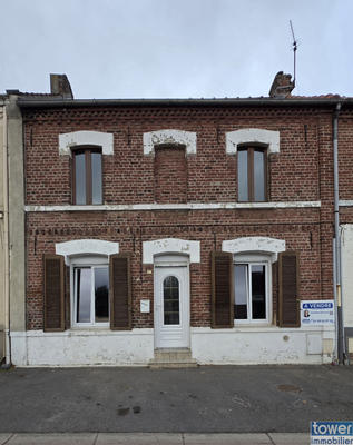 Maison - 96 m² - 6 pièces