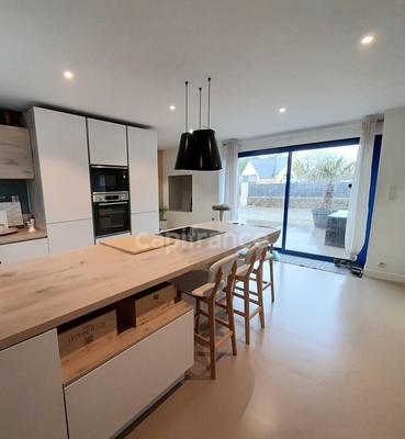 Maison - 163 m² - 5 pièces