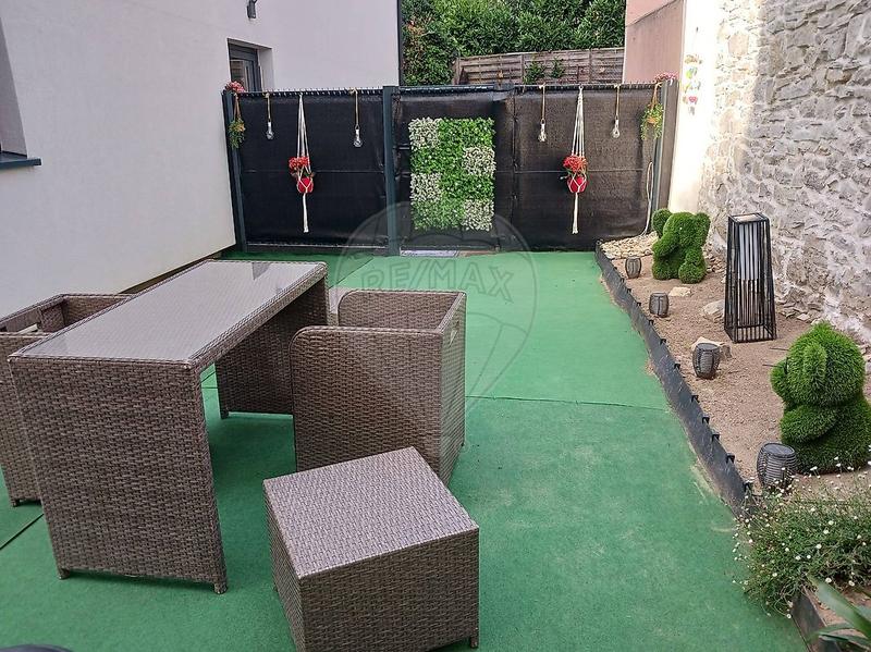 Appartement - 102 m² - 5 pièces