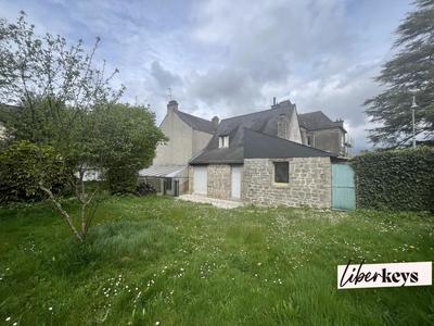 Maison - 182 m² - 8 pièces