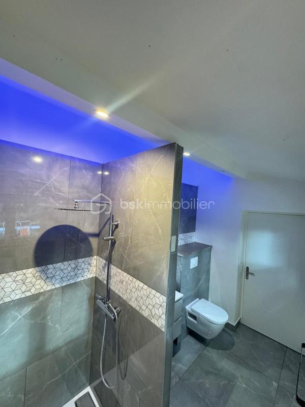 Propriété - 165 m² - 6 pièces