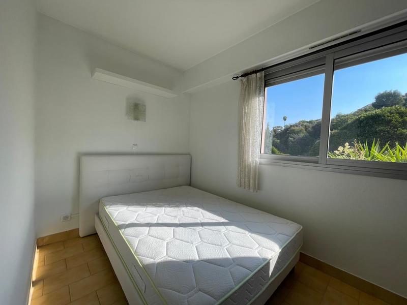 Studio - 28 m² - 2 pièces