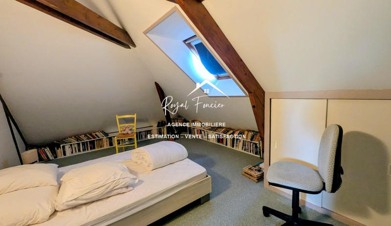 Maison - 192 m² - 11 pièces