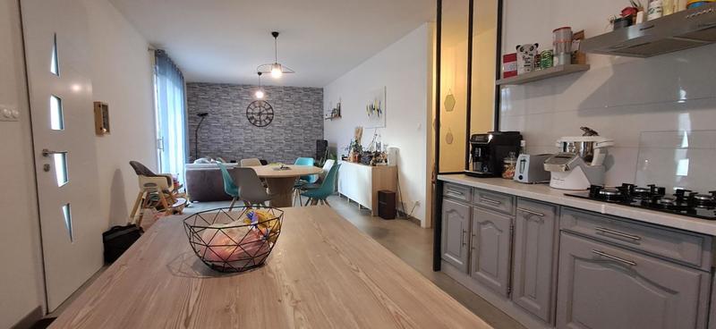 Maison - 82 m² - 5 pièces