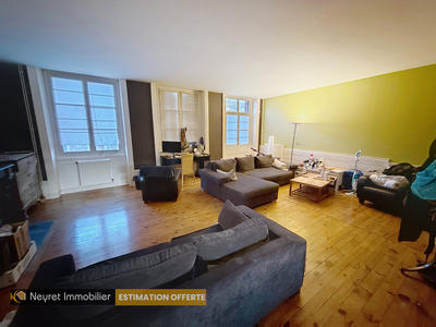 Duplex - 153 m² - 6 pièces