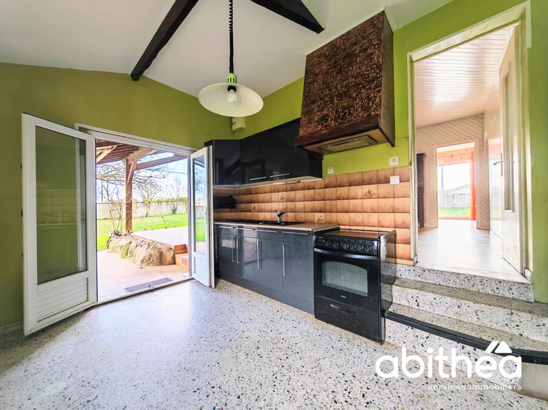 Maison - 140 m² - 5 pièces