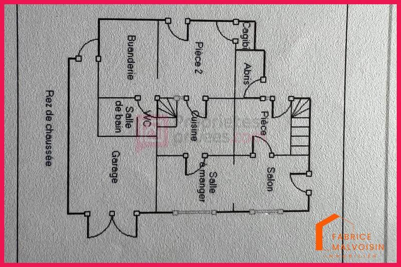 Maison - 122 m² - 6 pièces