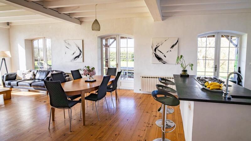 Maison - 530 m² - 12 pièces