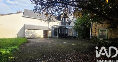 Maison - 180 m² - 7 pièces