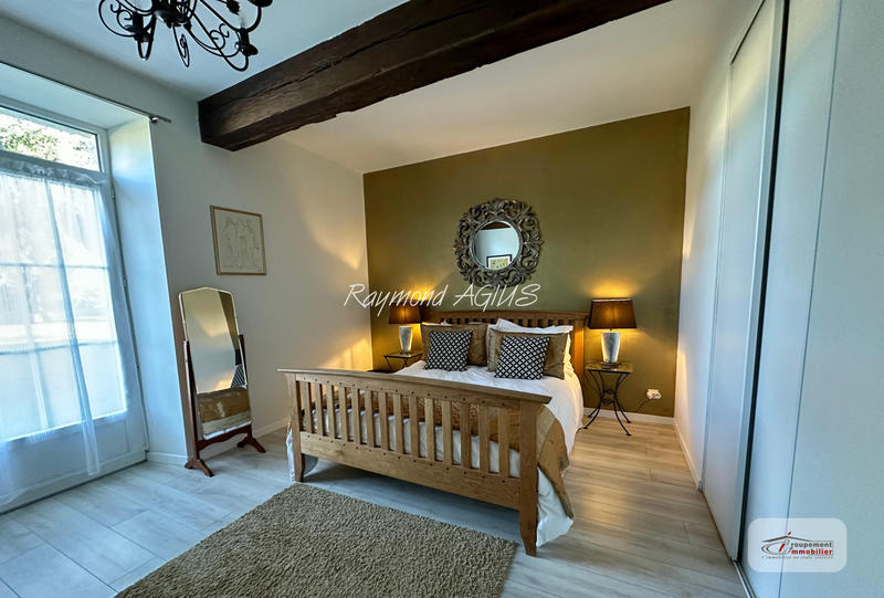 Maison - 515 m² - 16 pièces