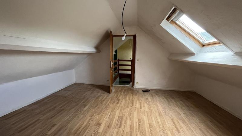 Grange - 130 m² - 4 pièces