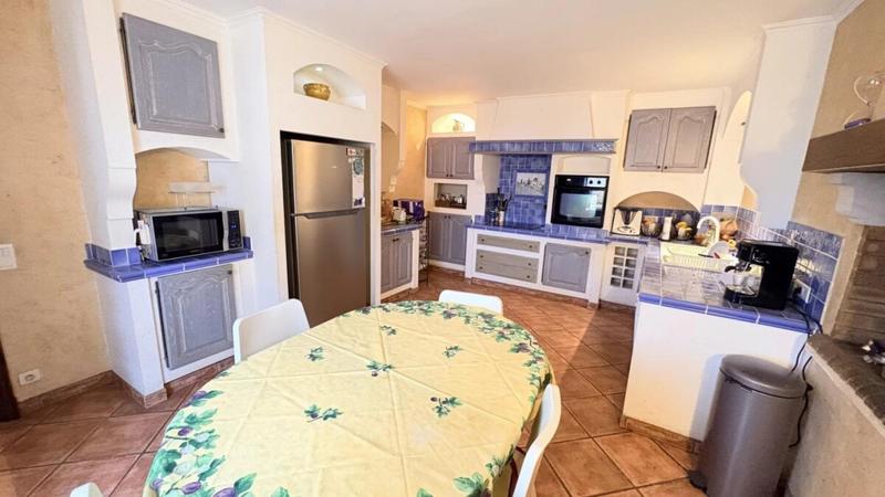 Maison - 114 m² - 5 pièces