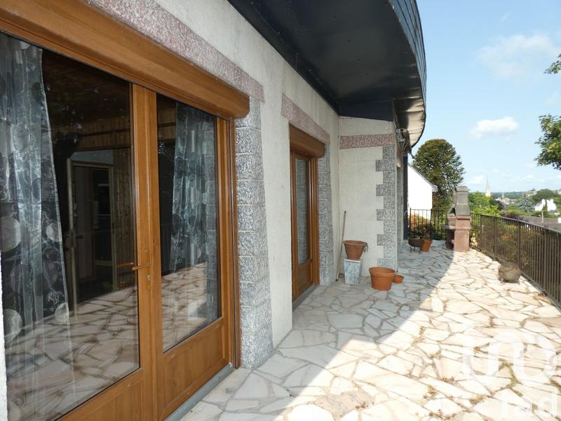 Maison de ville - 180 m² - 10 pièces