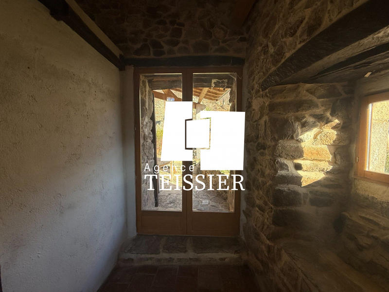 Maison - 97 m² - 4 pièces