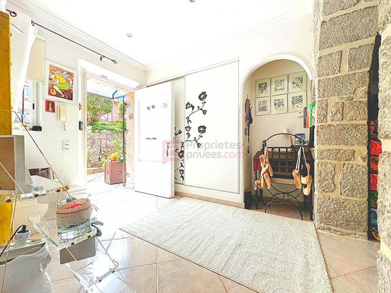 Villa - 184 m² - 5 pièces