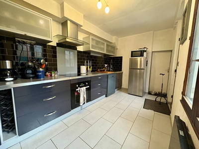 Maison - 136 m² - 5 pièces