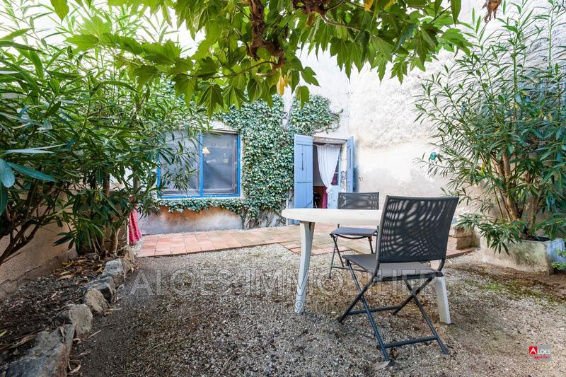 Maison - 180 m² - 6 pièces