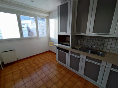 Appartement - 77 m² - 4 pièces
